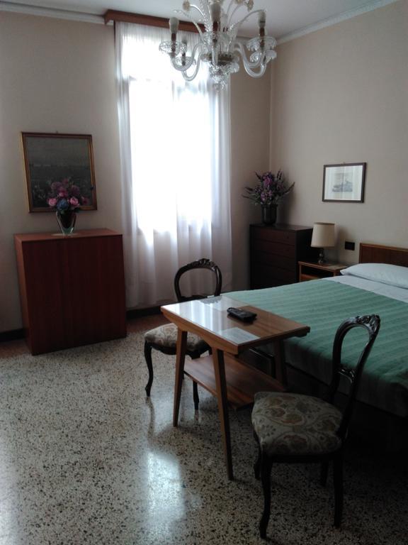 Albergo Al Gobbo Венеция Экстерьер фото